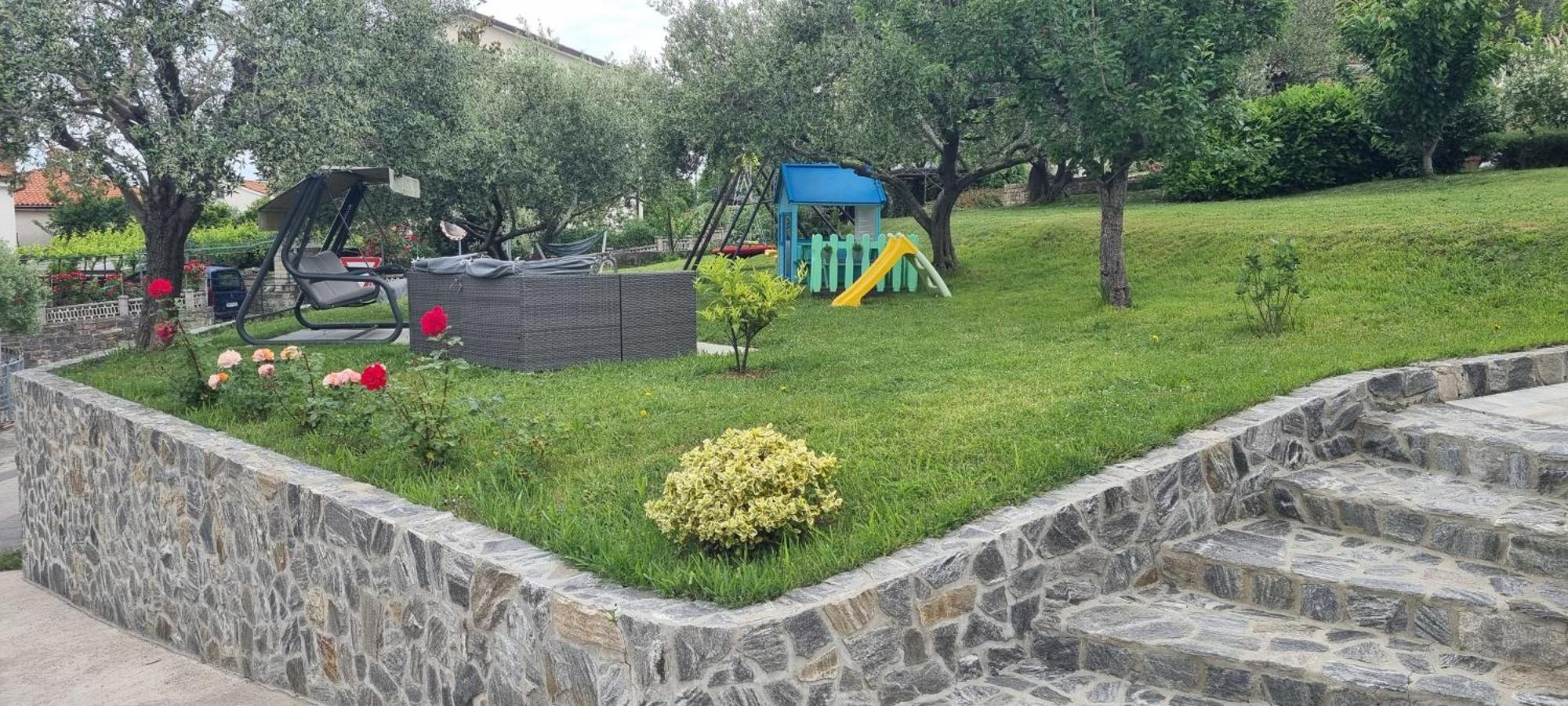 Apartment Maraz