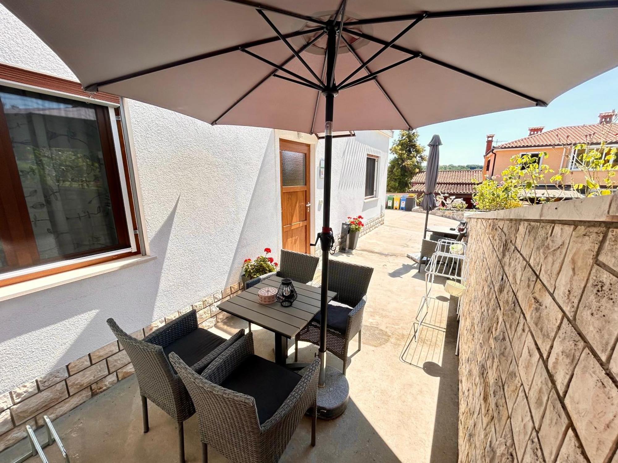 Apartment Maraz